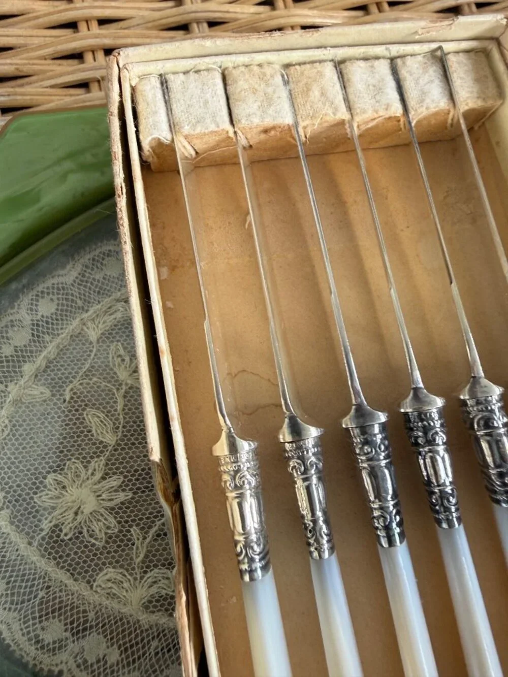 Antique 1910s Mother Of Pearl Fruit Knives Sterling Bands Boxed Set of 6
